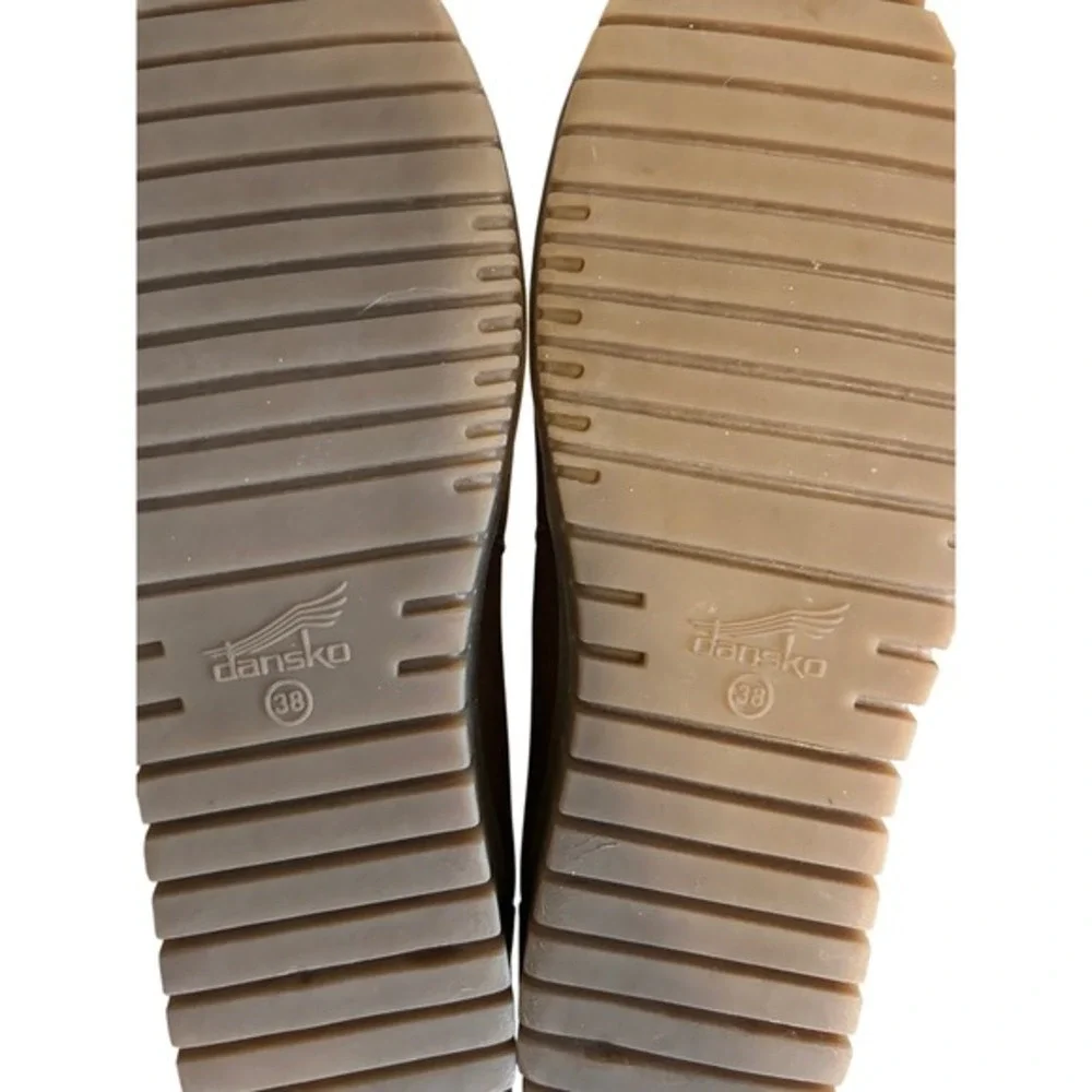 Dansko step into
